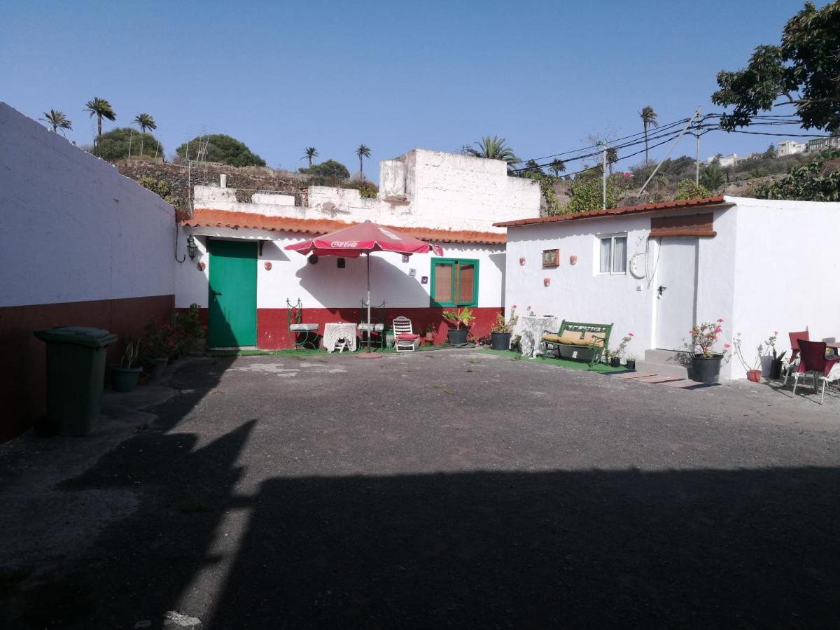 Residencia Los Conejos - Bike & Motorbike Las Palmas de Gran Canaria Exterior photo