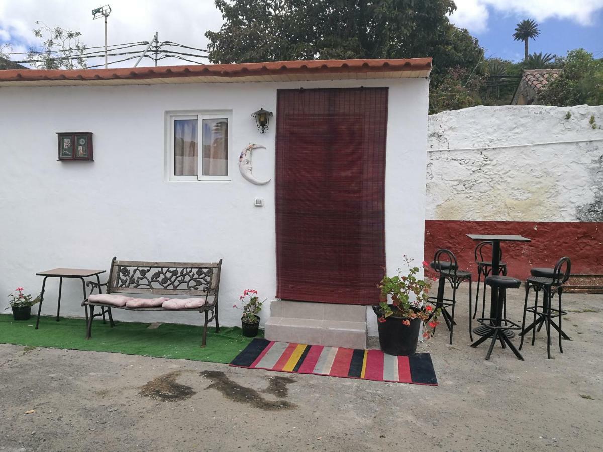 Residencia Los Conejos - Bike & Motorbike Las Palmas de Gran Canaria Exterior photo