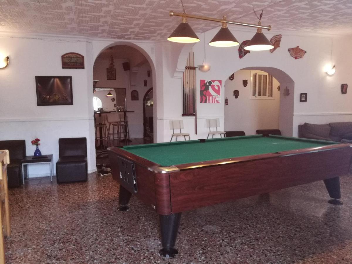 Residencia Los Conejos - Bike & Motorbike Las Palmas de Gran Canaria Exterior photo